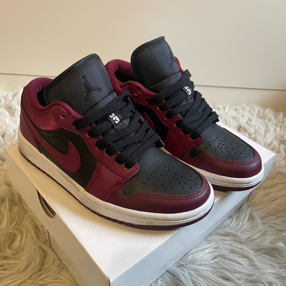Air Jordan 1 Low Beet root Burgundy